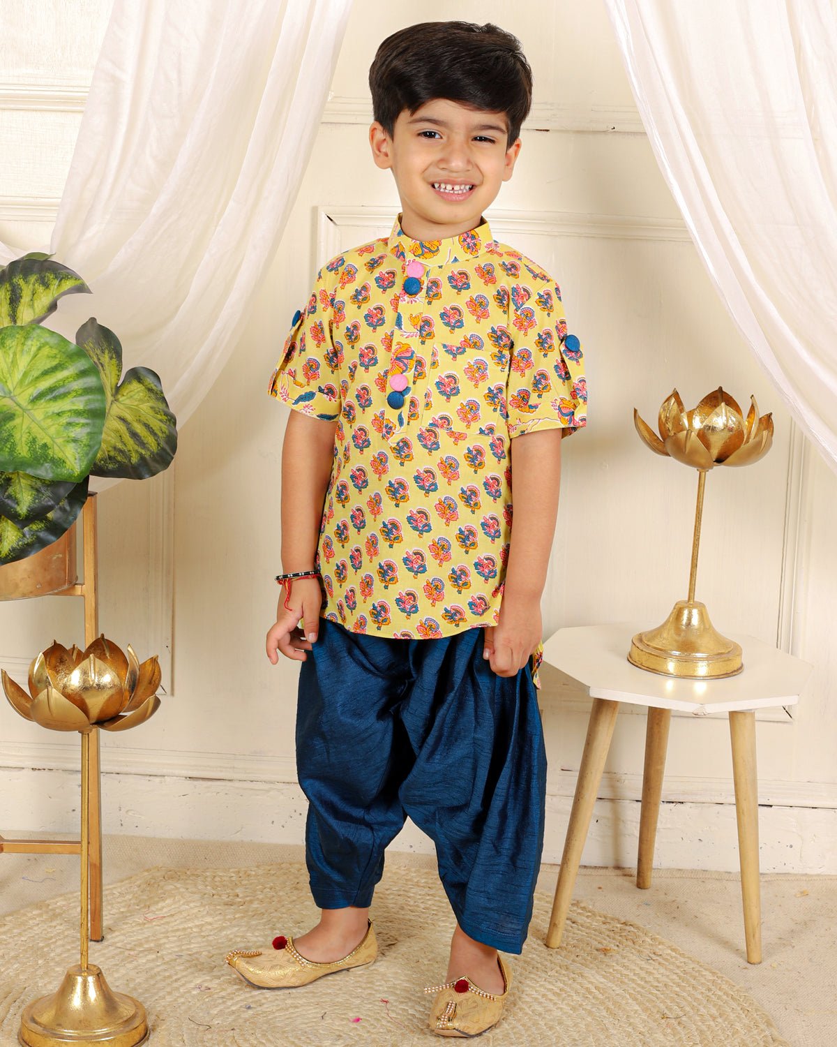 Cotton print kurta with blue pyjama - Kirti Agarwal