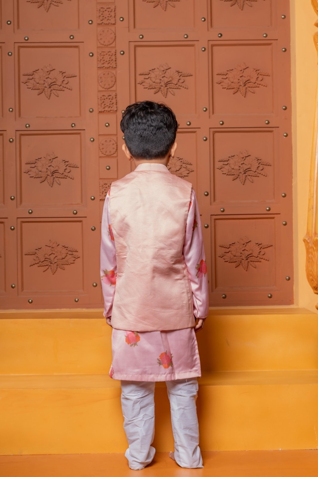  Floral Printed Kurta With Pocket - Detail Jacket And Pyjama - Kirti Agarwal