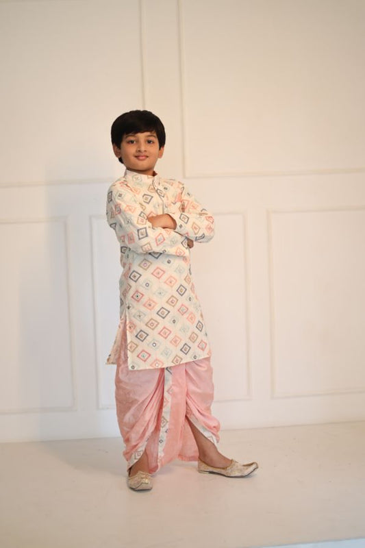 Abhla Work Ethnic Kurta And Peach Dhoti - Kirti Agarwal