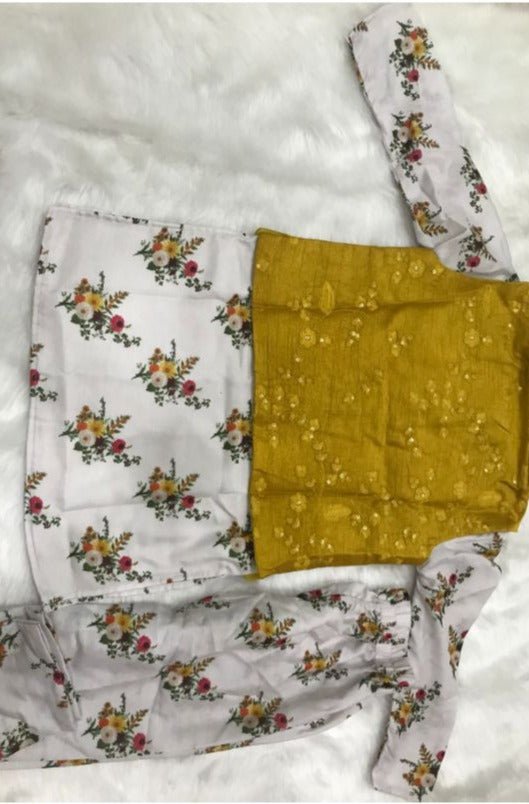 Embroidered Bandi with Flower Print kurta and Pajama - Kirti Agarwal