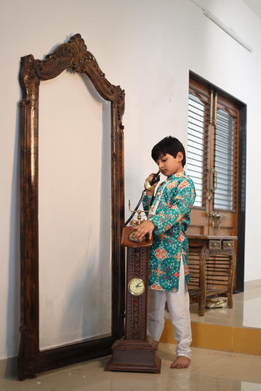 Green Patola Printed Kurta with Pyjama - Kirti Agarwal