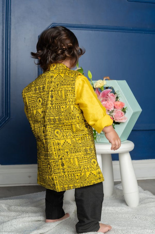 Mandarin Collar Yellow Kurta With Pocket Detail Embroidered Jacket And Pyjama - Kirti Agarwal