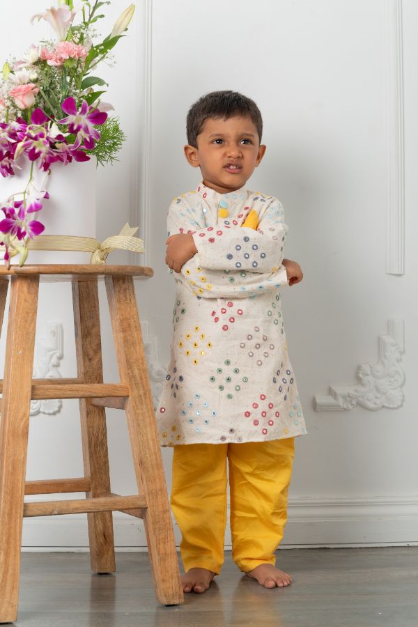 Multi thread colour abla kurta with pyjama - Kirti Agarwal