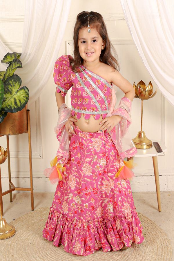 Puffed sleeve cotton print crop top with Lahenga - Kirti Agarwal