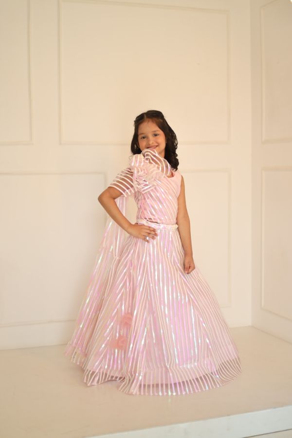 Slant cut flower embroidery top with ghagra - Kirti Agarwal